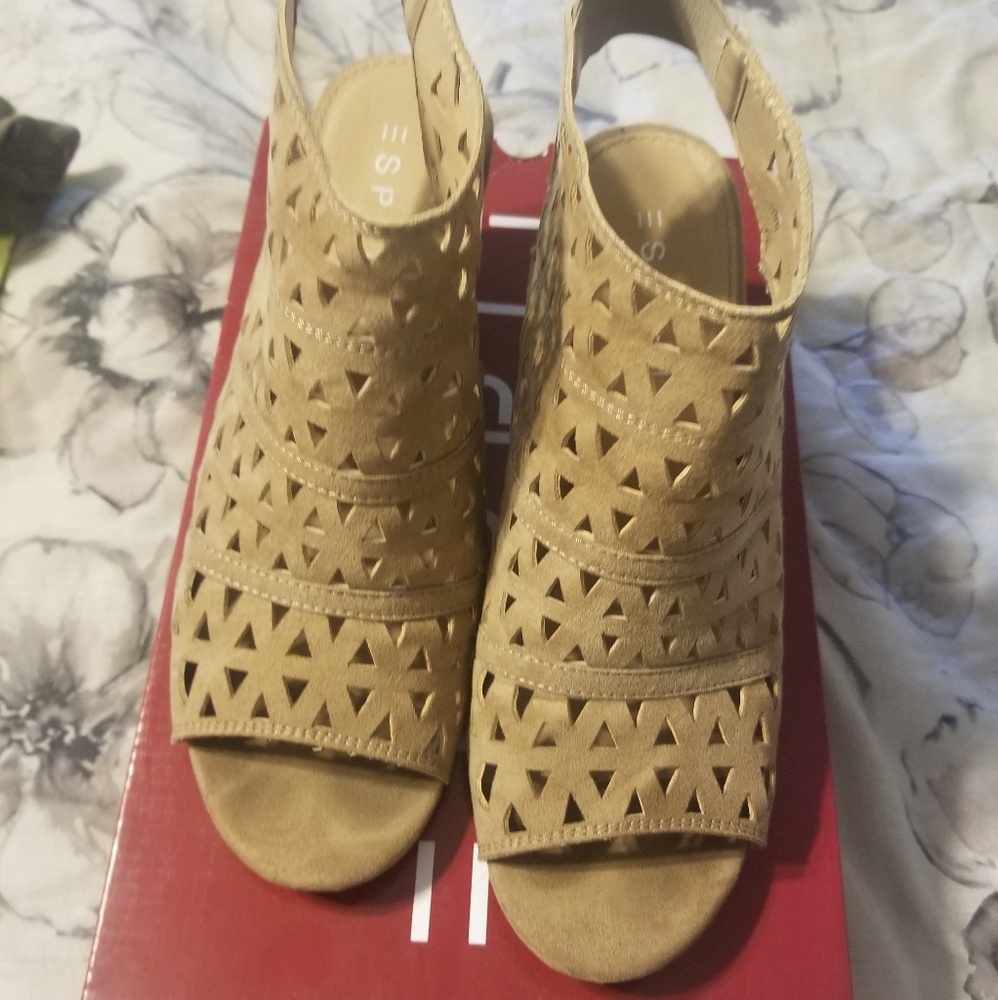 COPY - Sandles